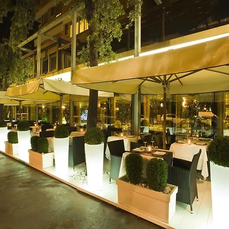 Savoy 4*