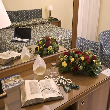 Savoy Hotel Pésaro