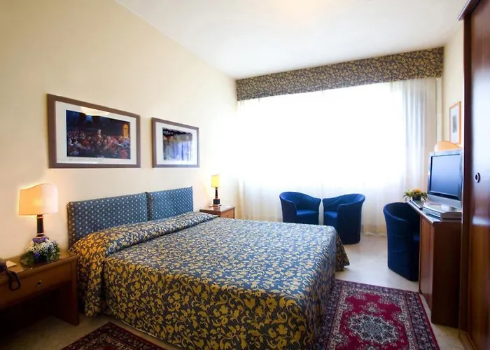 Ξενοδοχείο Savoy 4*