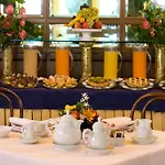 Hotel Savoy