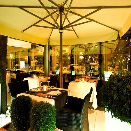 Savoy 4* Пезаро