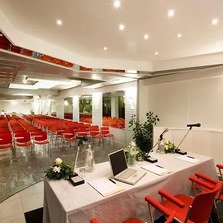 Savoy 4* Пезаро