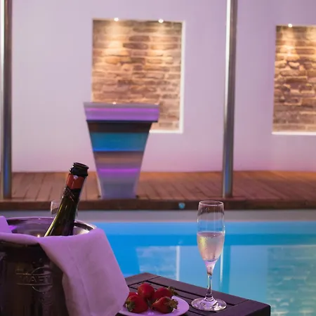 Savoy Hotel 4*