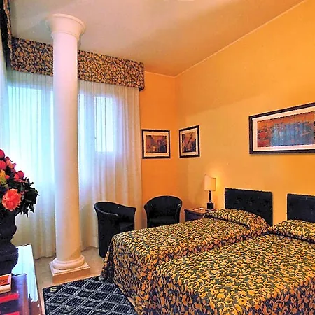 Savoy Hotel Pesaro