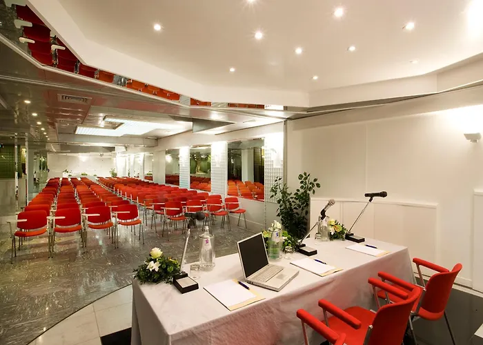 Savoy 4* Пезаро